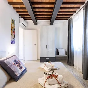 Le Residenze Apartment